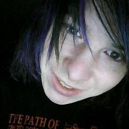 I love anime and cosplay, im a nice guy if u want to know me just chat ^.^