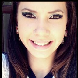 “A vida é cheia de mudanças. Às vezes elas são dolorosas, outras vezes são lindas e, na maioria das vezes, ambas as coisas.”    Haha  *-*