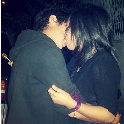 Zoii Loco, Zoii Cariiñoozzoo , Zoii Uniickoo ; Pro Maz Kee Todo Zzoii FELIZ. 
Mii FeLiiciidad TiieNee Nombe & Apeiidoo 
♥ AleziiTha Cruzz ♥
