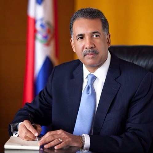 - Miembro del Comite Politico del Partido de la Liberación Dominicana (PLD).