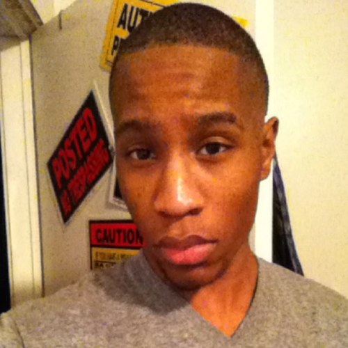 Letting life take it's course and keeping my head up. #dedicated I love where im at and the ppl in my life #family