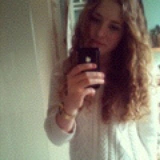 14jahre alt , INSTAGRAM :kayahh99 
,follow me please!:*