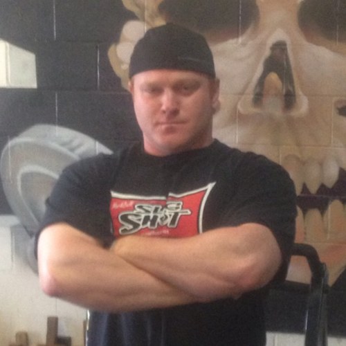 I'm a powerlifter who trains at Super Training.  I write for Power magazine.  I also do things that don't involve the word power.
