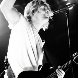 http://t.co/BLu1fBdbhA.Birdy.16.♥ SWITCHFOOT.Friendly.Cute.Loving.Idiotic.Funsome.
Hope you Like Me.
:D :D :D :D :D
P.S:i follow back whoever FOLLOWS me.=)