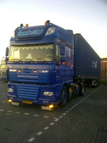 You maight drive the king... But i play the queen! Volkswagen/trucker/muziekliefhebber ♥Lisa van der Jagt