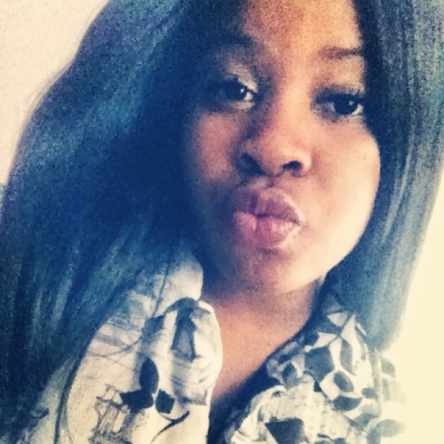 CaramelSuprise_'s profile picture. B who u are not who others desire u 2 be