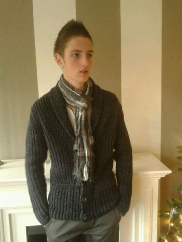 Jeroen2308's profile picture. 0318 // Dying is the day worth living for //