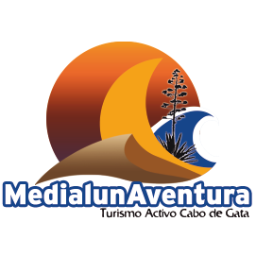 Somos una empresa de turismo activo. Desarrollamos actividades de aventura en P.N. Cabo de Gata-Níjar