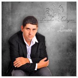 Cantorleandro25's profile picture. Pregador e Ministro de louvor, Marido da Daniela e pai da Bruna.