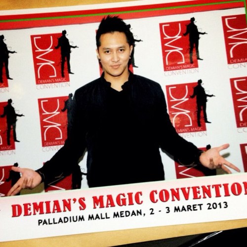 DMConvention's profile picture. Konvensi sulap pertama dan terbesar di Indonesia