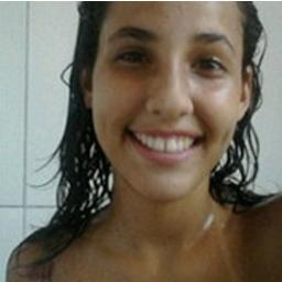 Não seja empurrado por seus problemas. Seja conduzido pelos seus sonhos. - Demi Lovato
