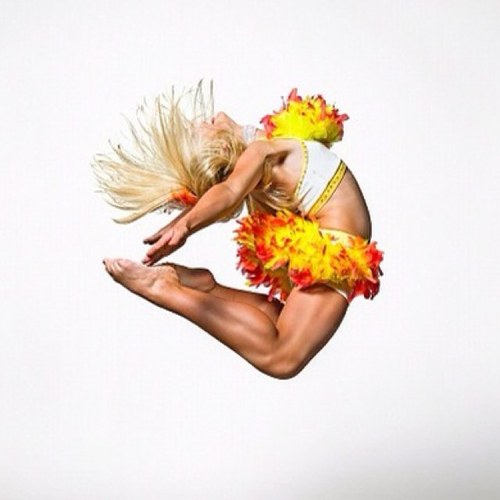 Dance, dance, dance I follow you back✨ Tweet me dancer probs and I'll RT