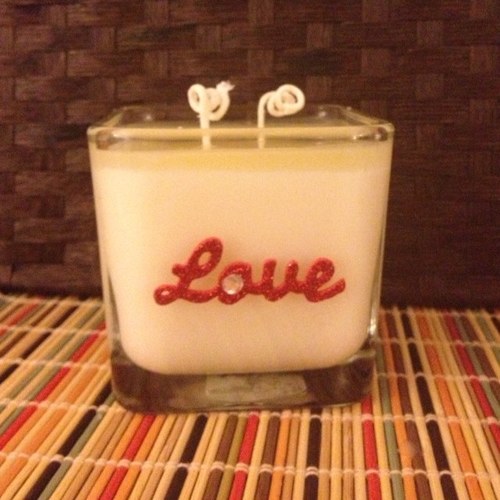 _theAJ's profile picture. compassionate & loving...explorer of things new & different...intelligent & capable...fun, cute & witty...incessantly pursing growth