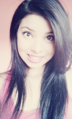Jesus Cristo, cantar, livros, amigos, irritante, ciumenta possessiva, tumblr. Prazer!