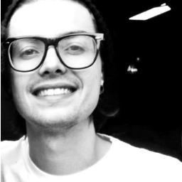 O teu sorriso é o que me faz sentir bem, o teu sorriso é o que me completa, eu te amo ídolo. @pelanzarestart
 since : 19.08.2011 Dona : @menina_veneeno
