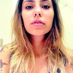 Esse é o Fã Clube da @GabrielaRippi. Amamos ela demais.  Ela é a menina que ao lado do @AdrPollo vira princesa s2 / Bruna Rippi , Renata Rippi