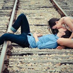 Mariecgd1's profile picture. Suis moi, je te vend du rêve en 140 caractères.