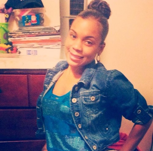 R.iHeaven Jayden:'(...Loving my Family... #proudmother #independent #ME #TeamHill #Engaged