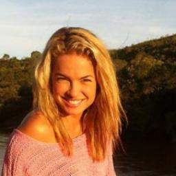 Eu poderia ter escolhido qualquer uma, mas meu coração preferiu escolher você.E não importa, perto ou longe, sempre estarei contigo! @Lua_Blanco ♡ Since 2/3/13