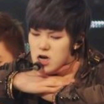 B.A.P Yessir! ชเวจุนฮุง♥ ขบวนเคโรโร๊ะ..@zelo96 My Dear ☺ ..ZELO'z ya!!!! ^_______________________^