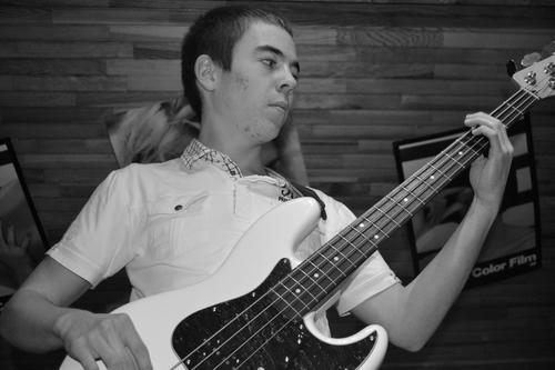 mhaubensack's profile picture. Étudiant, musicos et geek à ses temps perdus.