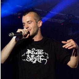 NasaProduc's profile picture. Mc y Beatmaker en Producto de una semilla. Profesor en mis ratos libres
http://t.co/ocp06Kd3ON