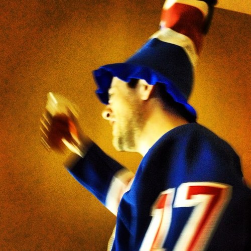 wacko_wallace's profile picture. diehard New York Rangers fan. pulls and terminates cables...     talks to cats
