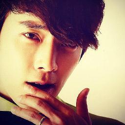 I Love and adore donghae How much do i wish to i go to Korea to meet you darling Dong Hae Elfishz❤❤❤❤❤❤❤