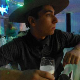 Sou formado em técnico em agropecuária e presto assistencia técnica a agricultura familiar ecológica.