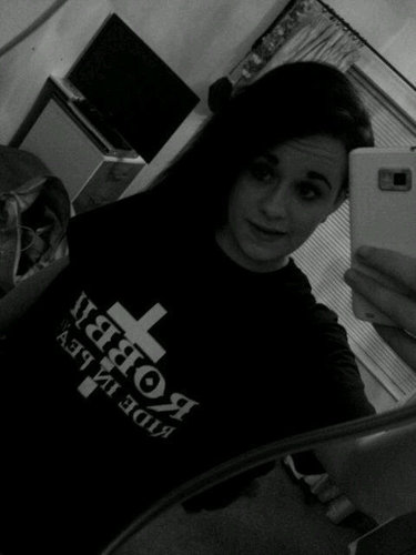 Follow me & ill follow you back ☺