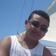 Sou um jovem de 14 anos que gosta de futebol. E tenho um blog de Análise Tática de futebol:
http://t.co/ICySi4hCSD