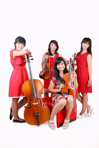 benzaiquartet's profile picture. girls string quartet from yogyakarta - indonesia | cp : +6285643509069 | email : benzaiquartet@yahoo.com