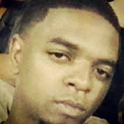 Neva lose hoes by chasin money but will lose money chasin hoes