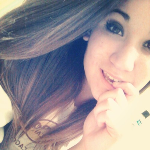 I just wanna make something amazing one day. Video Production.  Instagram-@anabananaotero