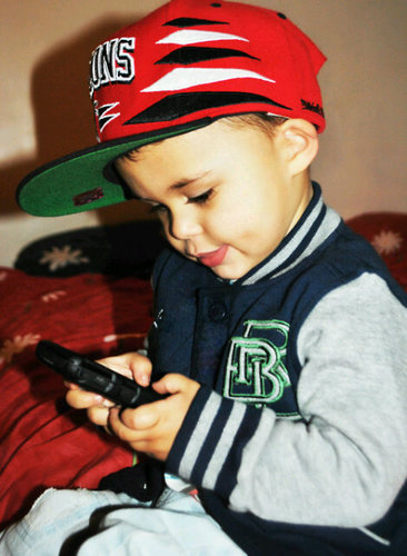 tweet some random shit #swagboy040#..
