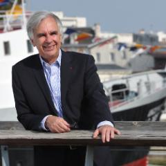 Maire honoraire de La Rochelle, Ancien Président de la Communauté d'Agglomération
Député honoraire de Charente Maritime