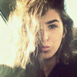 its_larra's profile picture. بايو؟ ولا هايو؟ هخهعهعخه امزح