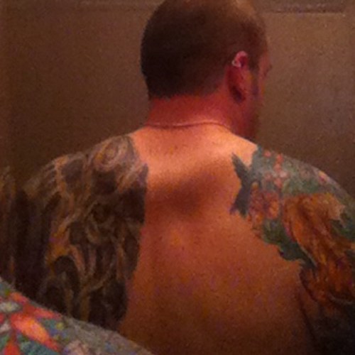 29 year old, bmw driving,gym going, tattoo loving giant! :-P