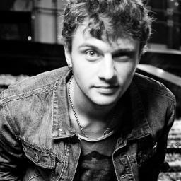 zenadiy_znd's profile picture. старый твитер взломали. приветствуем новый