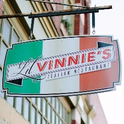 Lil' Vinnie's