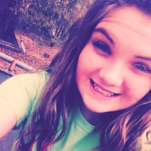 The names Lauren! Huge, hugest Directioner out there! Loving life!!! Sunny state, all-star cheerleader x2, 7's the favorite number! Follow me! YEAH BUDDY