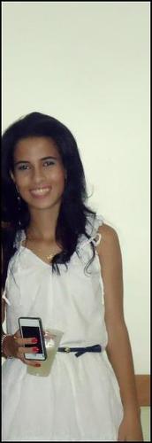 Dramatica , ciumenta , neorotica , nervosa , fria ,loca , orgulhosa . Prazer eu , ;3