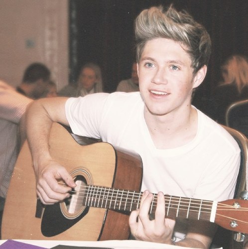 You should follow me :). I FOLLOW BACK!!!!!! #TeamFollowBack #Follow4Follow #beleiber #Directioner