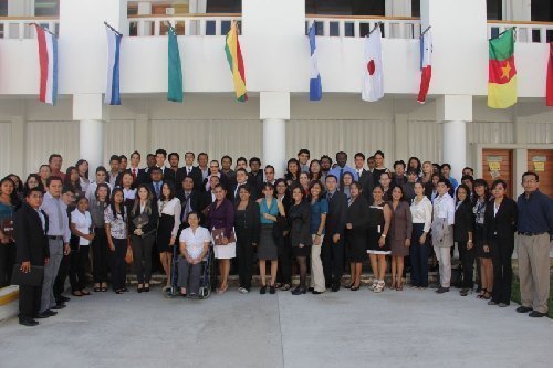 Twitter oficial del Modelo de Naciones Unidas de la Universidad de Quintana Roo.