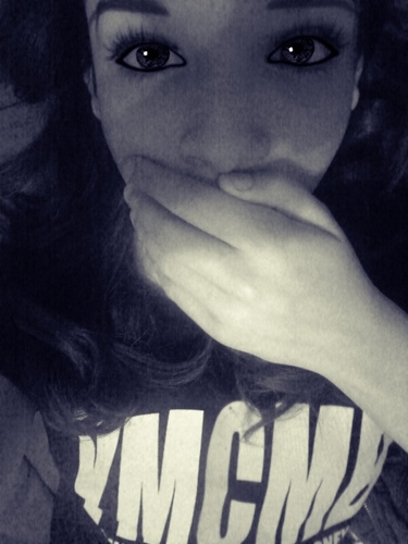 Music Inspires Me.♪♬ Taken By The Most Sweetest Guy.♥ 5.15.12333 Follow Me And I'll Follow Back.♥
