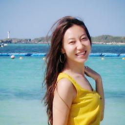 itingmei's profile picture. Heels, Music, Love and Bible.