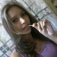 sou timida mais so legal gosto de dancar bagunçar  conhecer pessoas novas