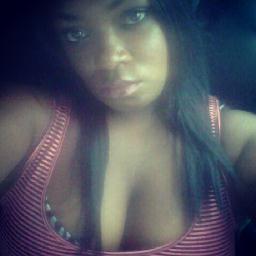 DaRealDebbCakes's profile picture. 