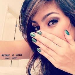 Por um abraço teu, sou capaz de qualquer coisa. @nahcardoso s2