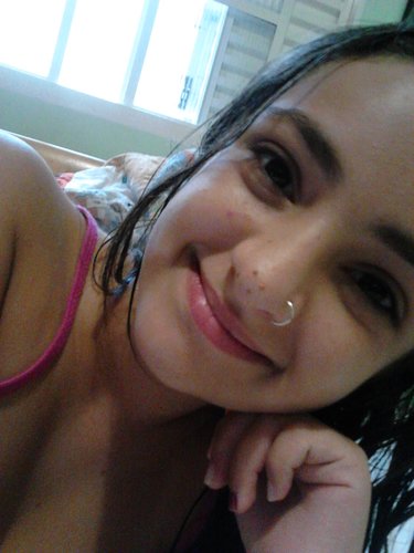 Já que eu falo sozinho na vida real, resolvi criar um twitter, pelo menos aqui eu falo sozinho com todo mundo :)